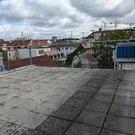Large 145 Qm And 5 Bedrooms With Roof Terrace In Centrally Located 1 To 14 Guests *