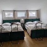 Apartamento Large 145 Qm And 5 Bedrooms With Roof Terrace In Centrally Located 1 To 14 Guests *