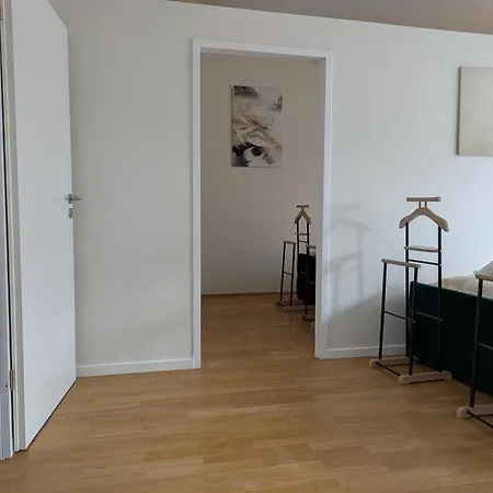 Large 145 Qm And 5 Bedrooms With Roof Terrace In Centrally Located 1 To 14 Guests Appartement Munich